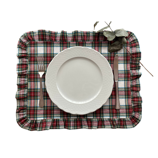 Tartan Placemat with Ruffle, Red and Green